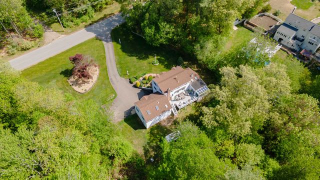 190 Wyndridge Circle, Pelham, NH 03076