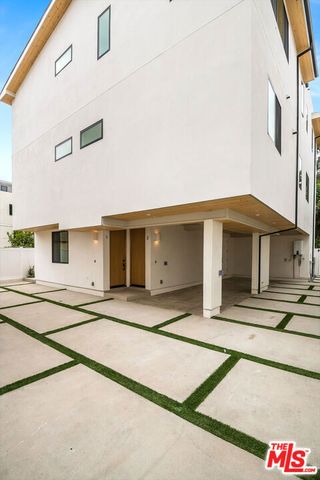 5321 Ben Avenue 1, Valley Village, CA 91607