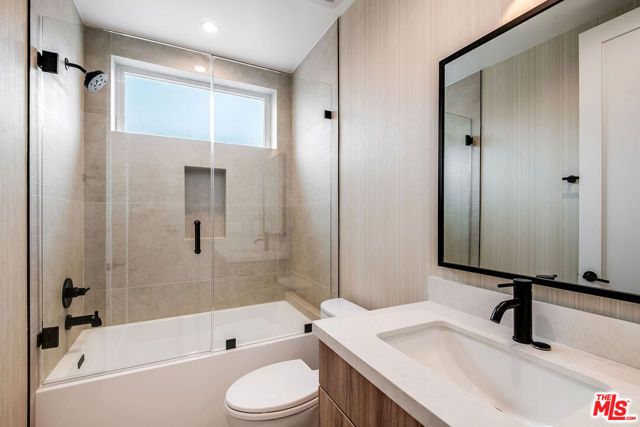 5321 Ben Avenue 1, Valley Village, CA 91607