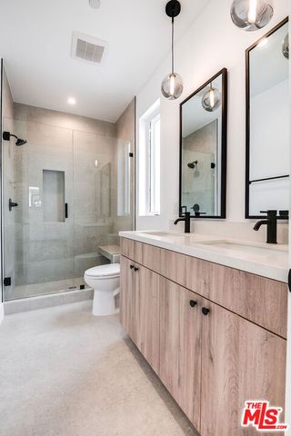 5321 Ben Avenue 1, Valley Village, CA 91607