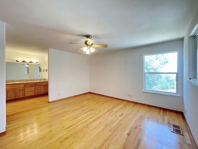 127 Eagle Vista Dr, Oroville, CA 95966