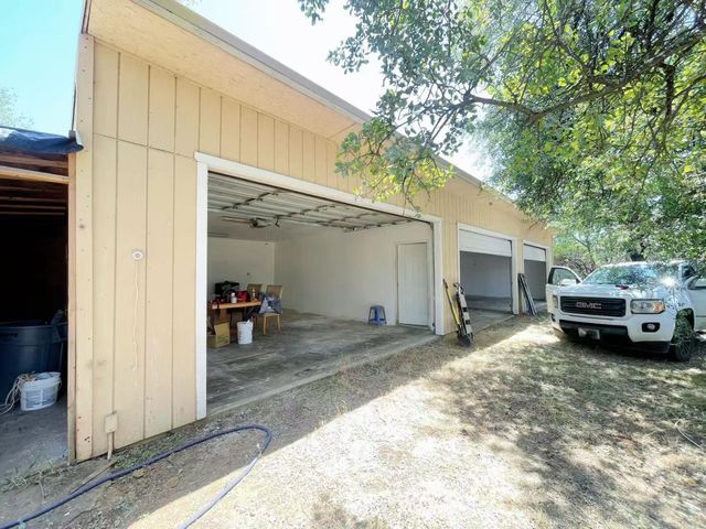 127 Eagle Vista Dr, Oroville, CA 95966