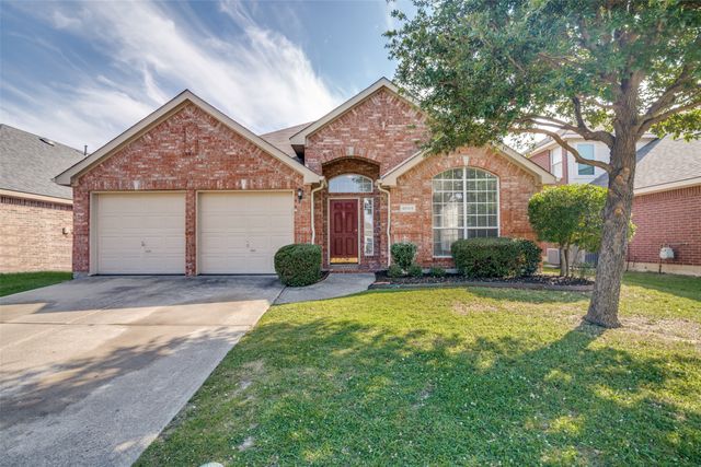 6504 Hillview Lane, Sachse, TX 75048