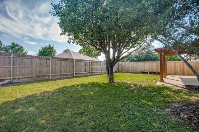 6504 Hillview Lane, Sachse, TX 75048