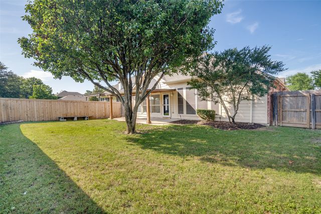 6504 Hillview Lane, Sachse, TX 75048