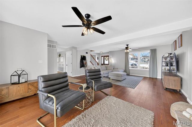 14 Spangle Way Drive, O'fallon, MO 63366