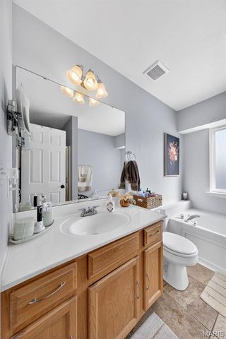 14 Spangle Way Drive, O'fallon, MO 63366