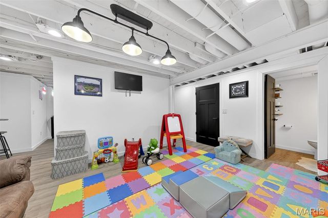 14 Spangle Way Drive, O'fallon, MO 63366