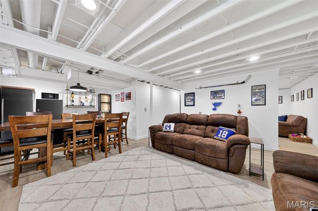 14 Spangle Way Drive, O'fallon, MO 63366