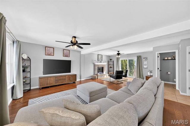 14 Spangle Way Drive, O'fallon, MO 63366