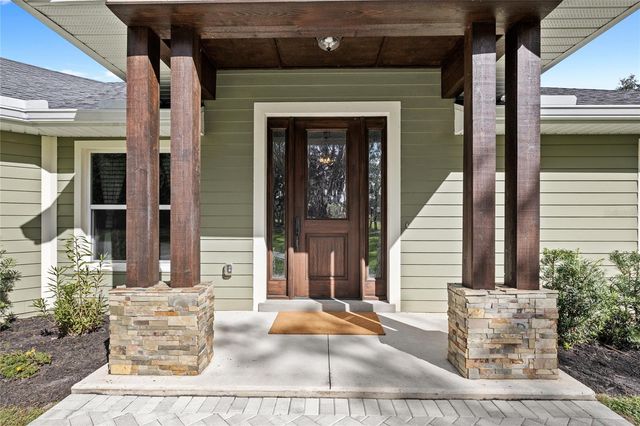 22241 DEER PARK AVENUE, Eustis, FL 32736