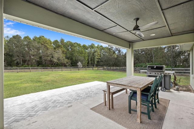 22241 DEER PARK AVENUE, Eustis, FL 32736