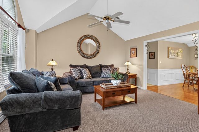 675 Oak Street, Franklin, MA 02038