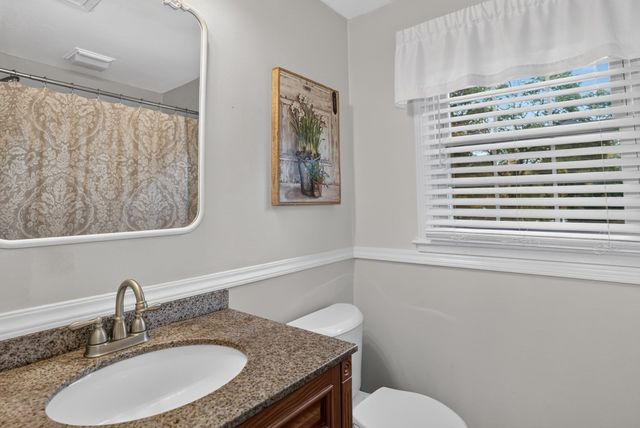 675 Oak Street, Franklin, MA 02038