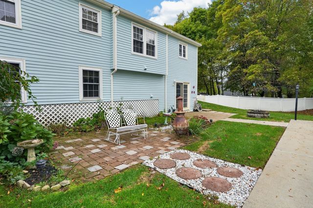 675 Oak Street, Franklin, MA 02038