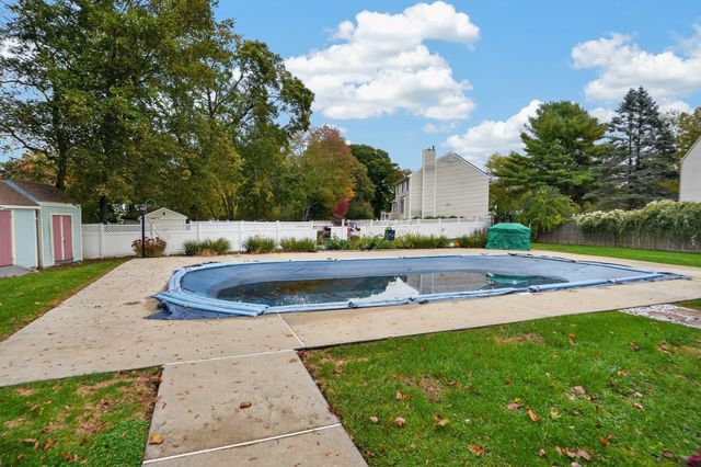 675 Oak Street, Franklin, MA 02038