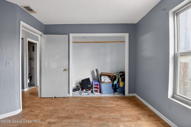 180 San Luis Street SW, Palm Bay, FL 32908