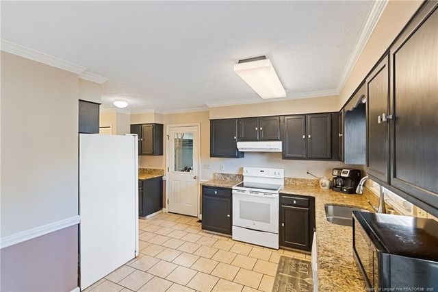 604 Rockport Drive, Fayetteville, NC 28311