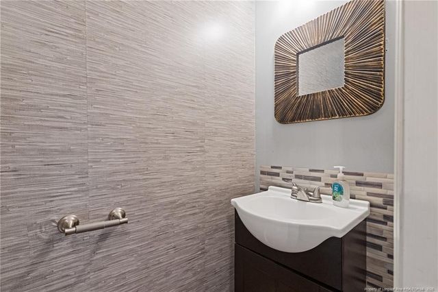 604 Rockport Drive, Fayetteville, NC 28311