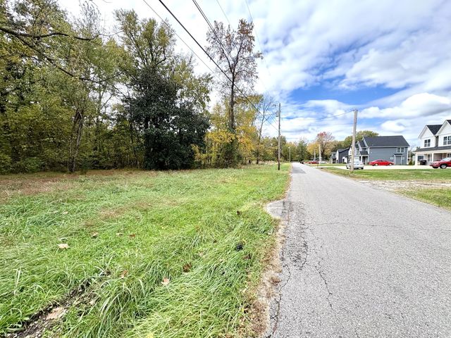 510 Edlin St, Clarksville, TN 37043