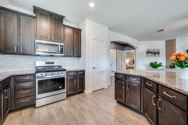 3000 Denver Avenue, Aubrey, TX 76227