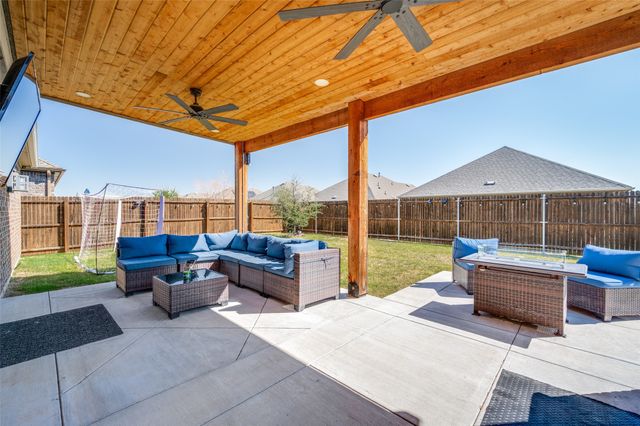 3000 Denver Avenue, Aubrey, TX 76227