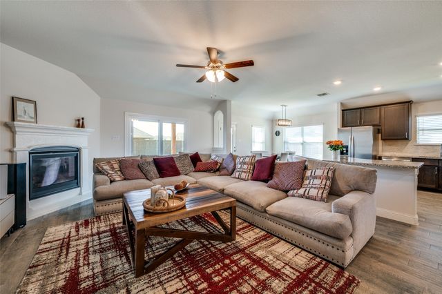 3000 Denver Avenue, Aubrey, TX 76227