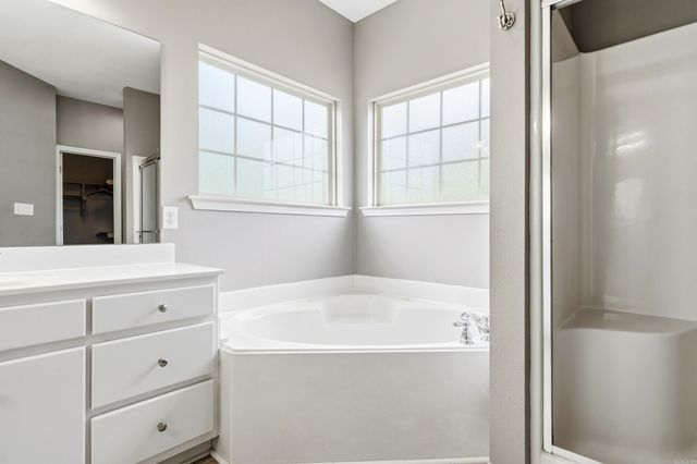 5705 John Hancock Drive, Benton, AR 72019