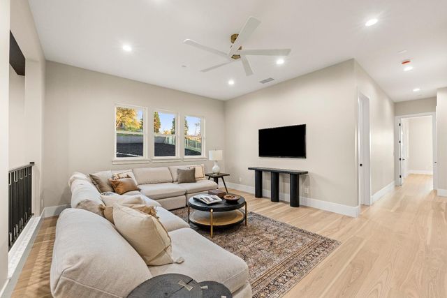 3000 Corsica Dr, El Dorado Hills, CA 95762