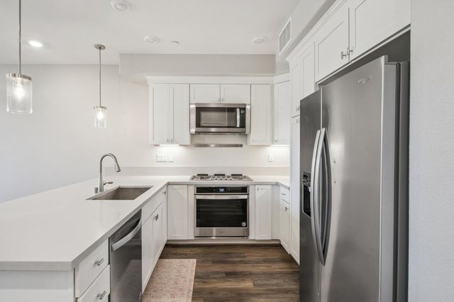 605 El Camino Real, Redwood City, CA 94063