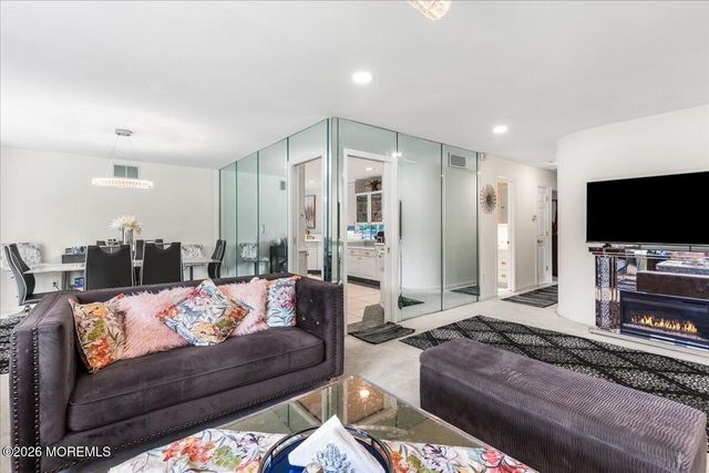 323 Union Hill Road, Manalapan, NJ 07726