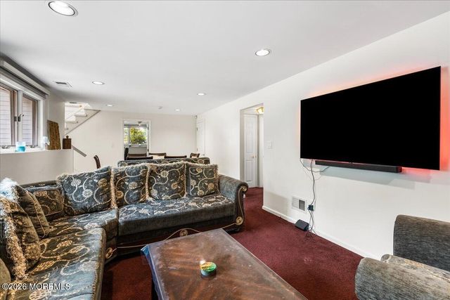 323 Union Hill Road, Manalapan, NJ 07726
