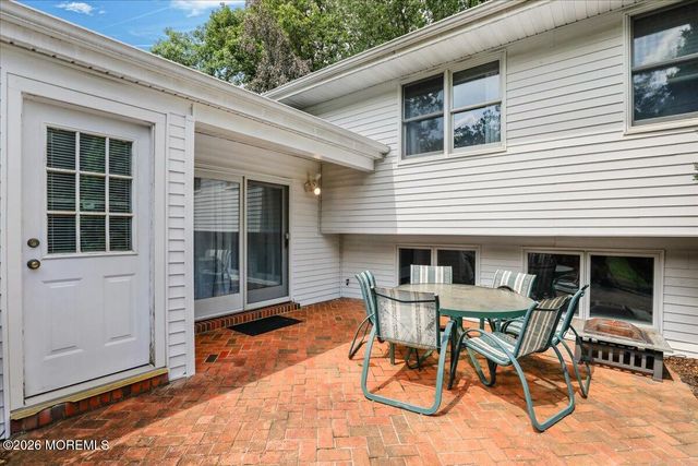 323 Union Hill Road, Manalapan, NJ 07726