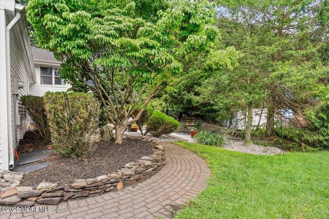 323 Union Hill Road, Manalapan, NJ 07726