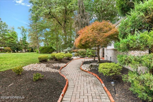 323 Union Hill Road, Manalapan, NJ 07726