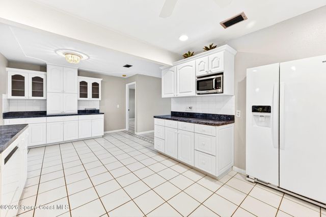 250 Sheridan Avenue, Satellite Beach, FL 32937