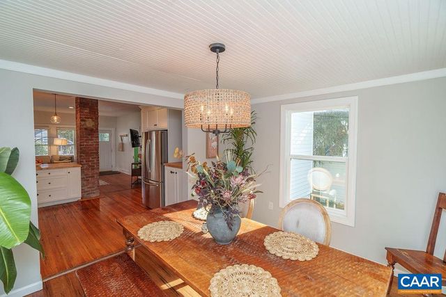 1112 MONTROSE AVE, Charlottesville, VA 22902