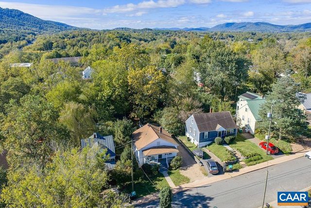 1112 MONTROSE AVE, Charlottesville, VA 22902