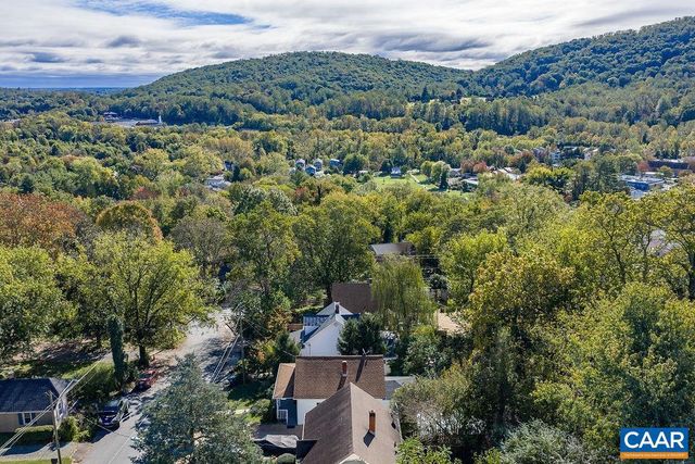 1112 MONTROSE AVE, Charlottesville, VA 22902