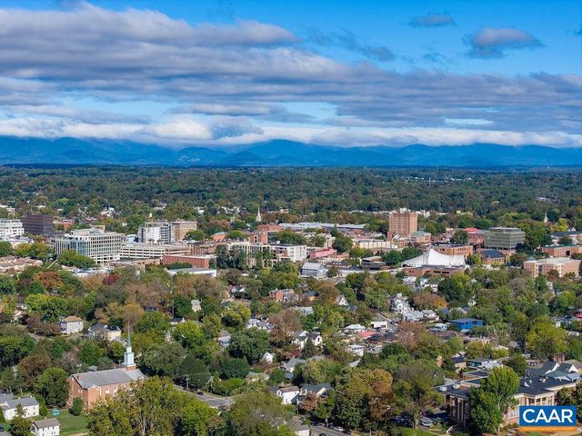 1112 MONTROSE AVE, Charlottesville, VA 22902