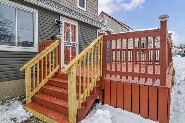 15013 Lotus Drive, Cleveland, OH 44128