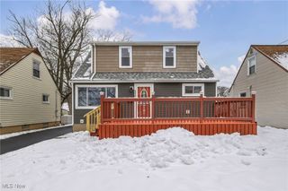 15013 Lotus Drive, Cleveland, OH 44128