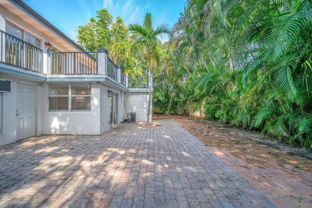 144 NW 4th Avenue, Boca Raton, FL 33432