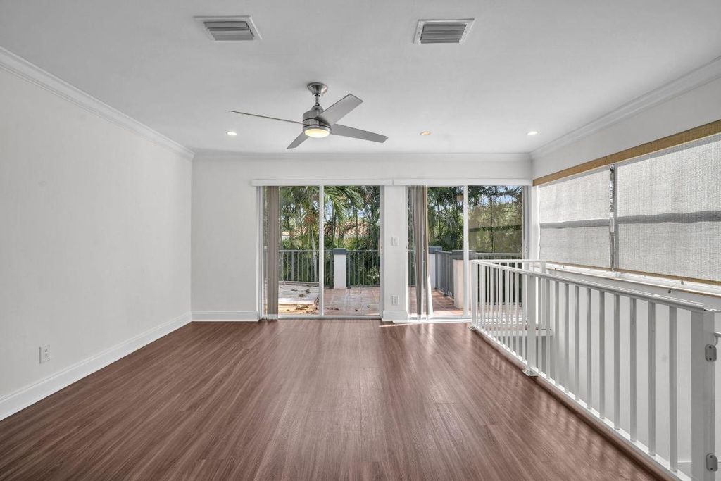 Image 14 of property listing at 144 NW 4th Avenue, Boca Raton, FL 33432