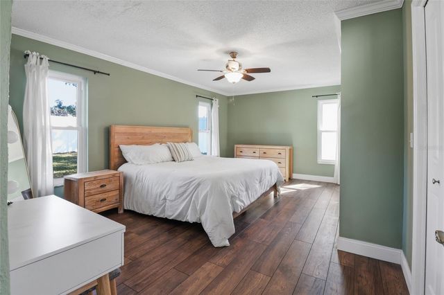 2213 GLADYS STREET, Largo, FL 33774