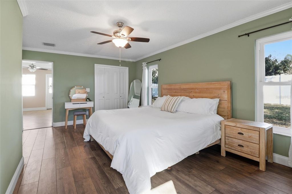 Image 14 of property listing at 2213 GLADYS STREET, Largo, FL 33774