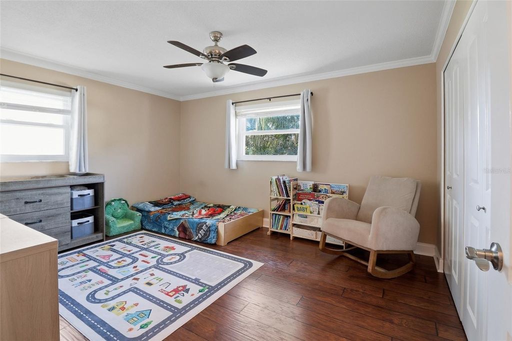 Image 18 of property listing at 2213 GLADYS STREET, Largo, FL 33774