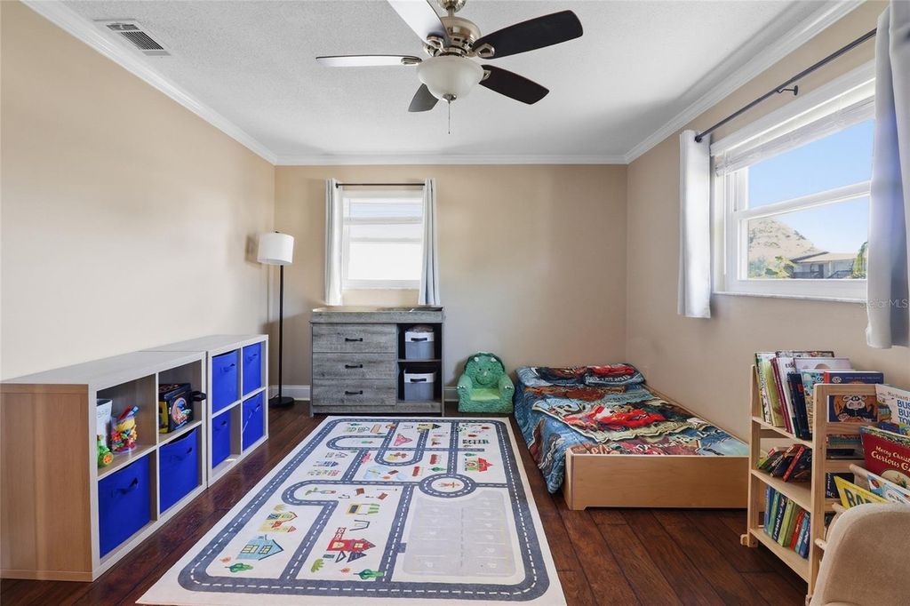 Image 19 of property listing at 2213 GLADYS STREET, Largo, FL 33774