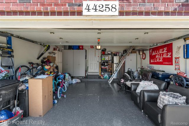44258 Constellation Drive, Sterling Heights, MI 48314