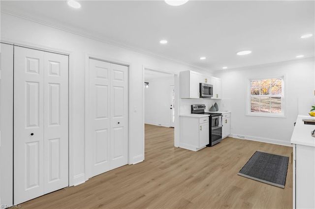 3603 Castleton Road, Greensboro, NC 27406